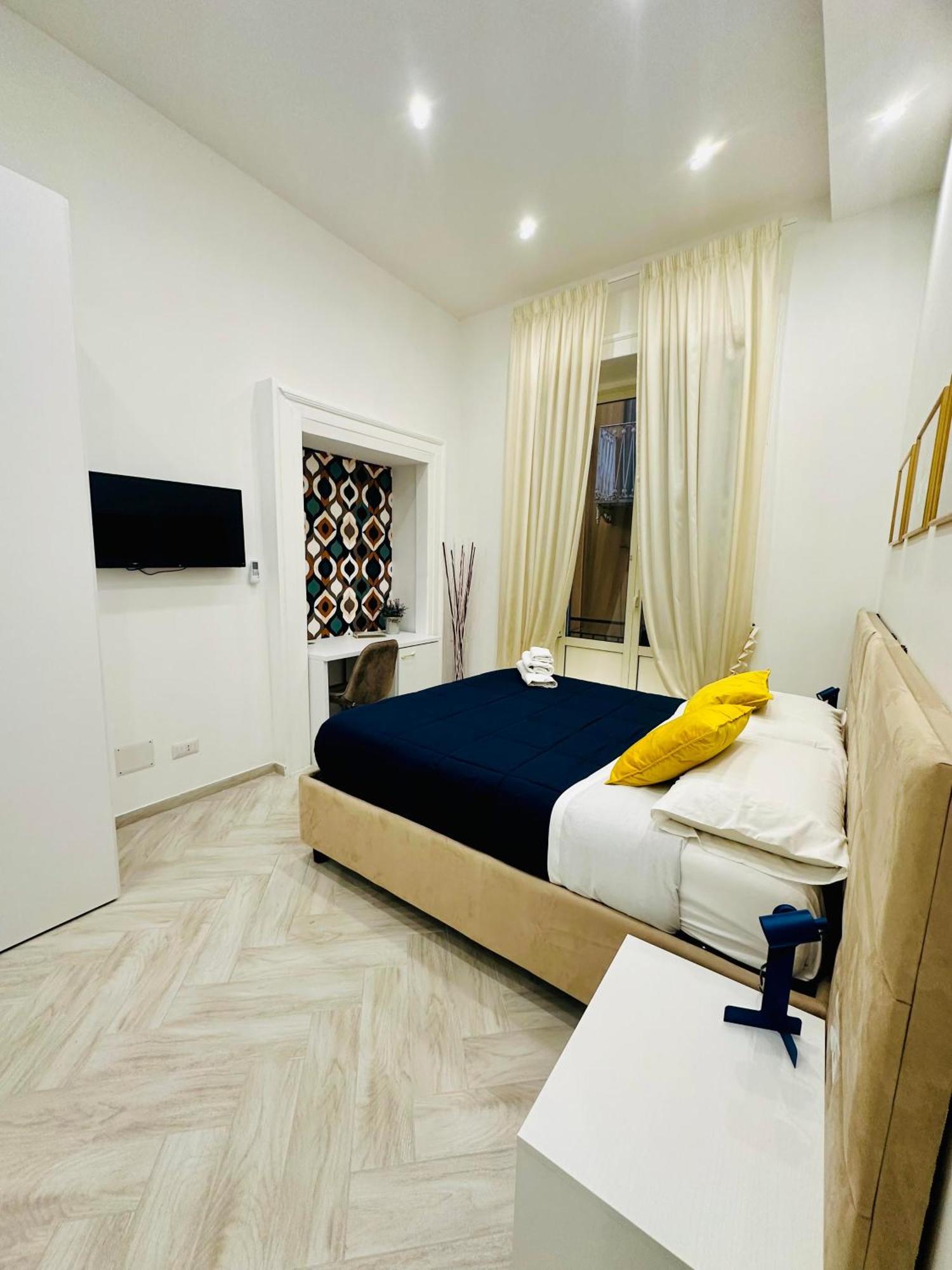 Flo' Hotell Napoli Eksteriør bilde